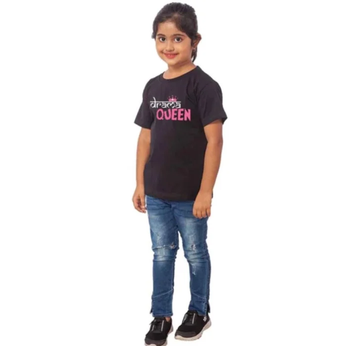 52320472177_0e70ea3ff6_o_d-1000x1000-1.webp Girls Cotton Drama Queen Half Sleeve TShirt (Black) – view 4